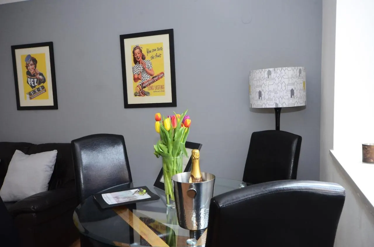 Apartment 5 In يورك
