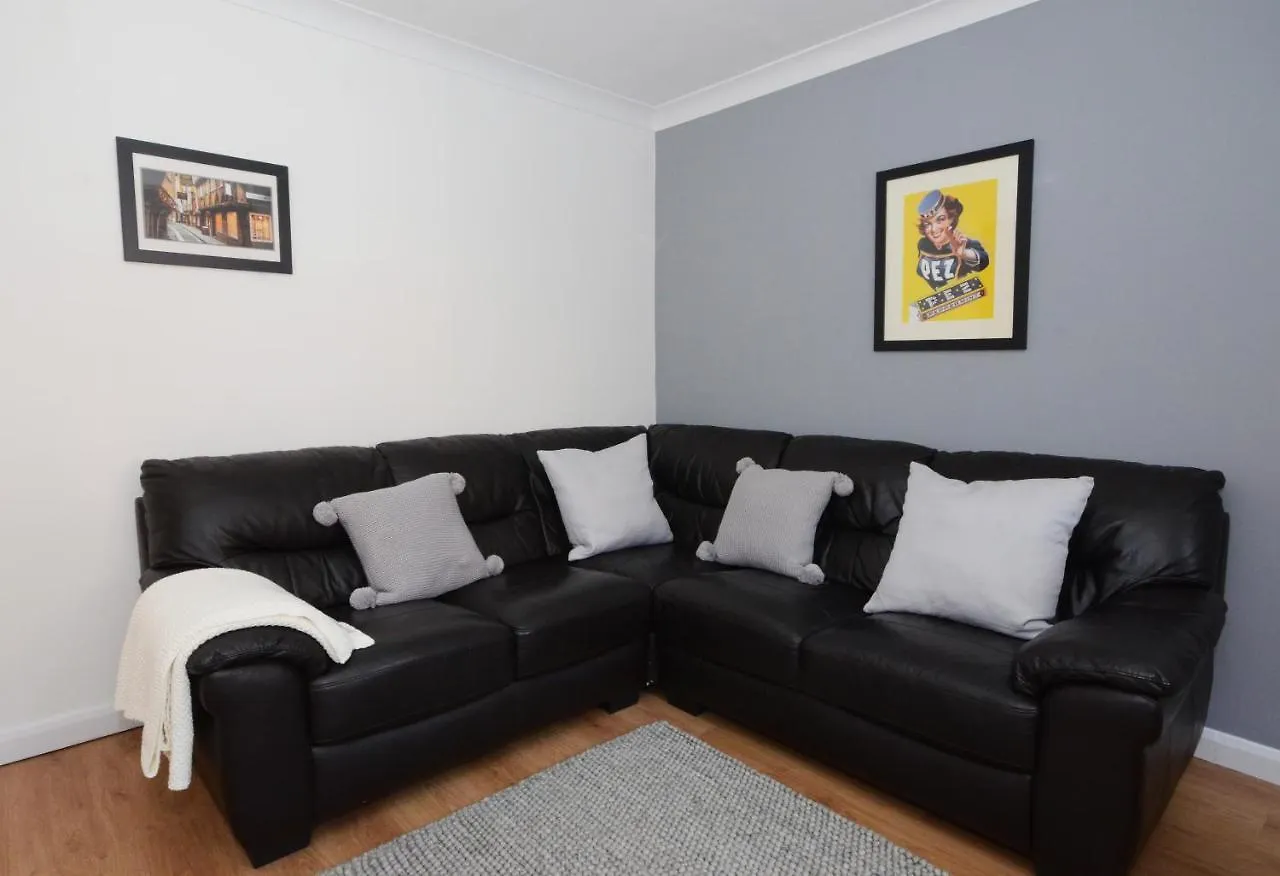Apartment 5 In يورك 0*,